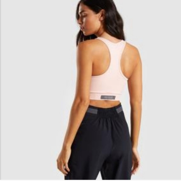 GYMSHARK Ultility Sports Bra | Front Zip Pocket | Pink | Size-S - Picture 2 of 12
